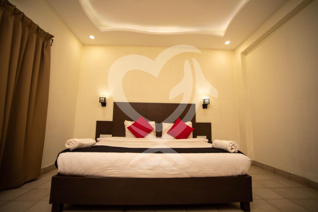 De Alcazar Calangute Hotel ภายนอก รูปภาพ