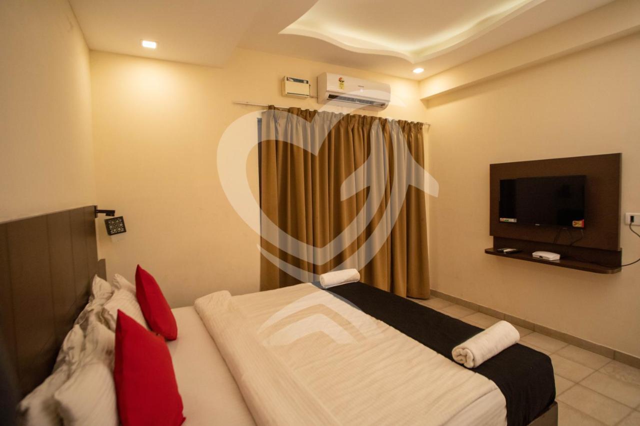 De Alcazar Calangute Hotel ภายนอก รูปภาพ