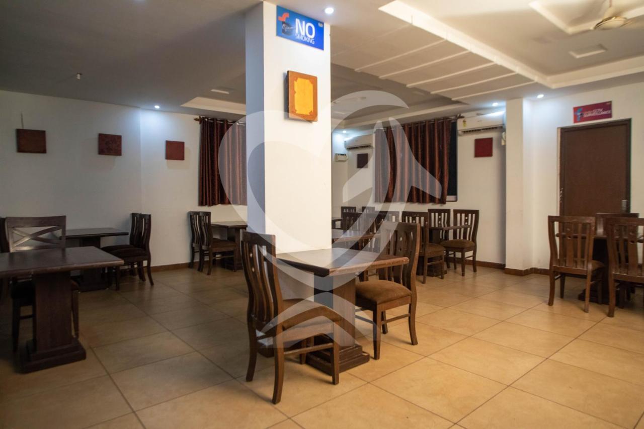 De Alcazar Calangute Hotel ภายนอก รูปภาพ