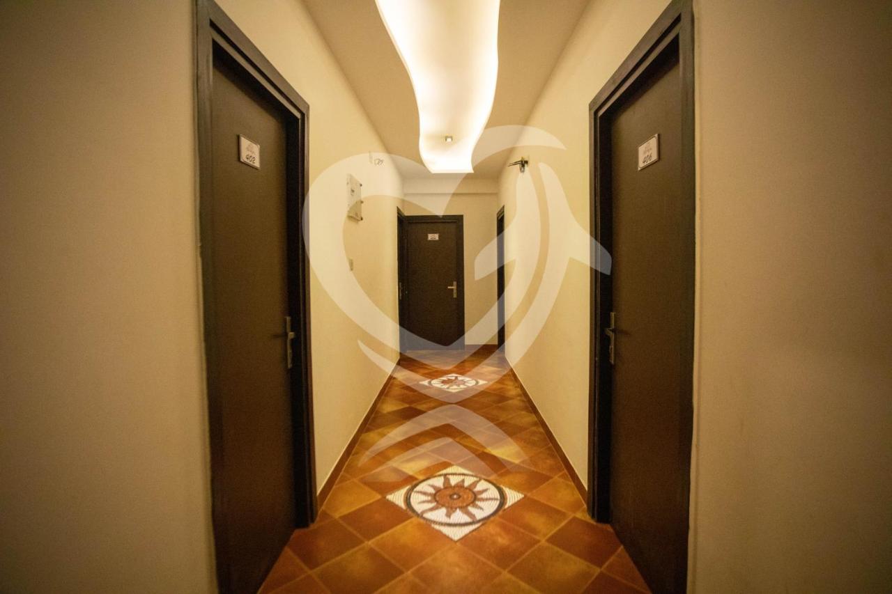 De Alcazar Calangute Hotel ภายนอก รูปภาพ