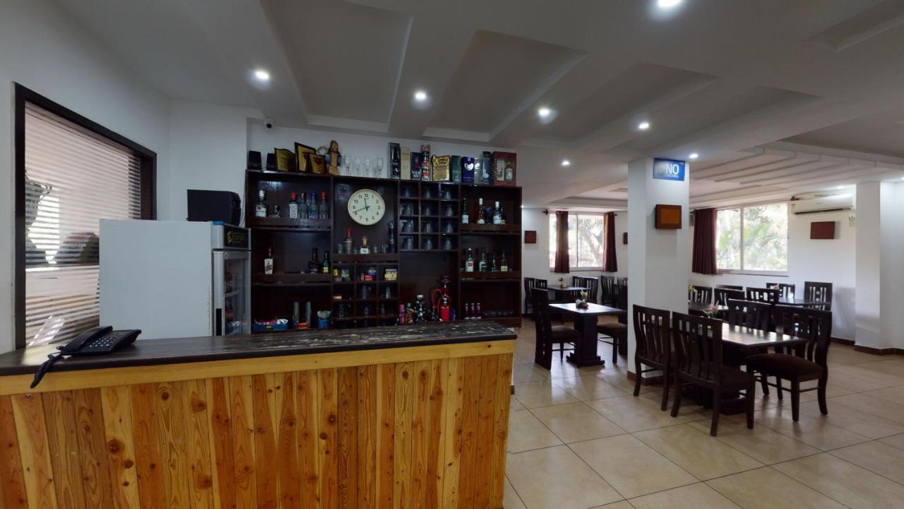De Alcazar Calangute Hotel ภายนอก รูปภาพ